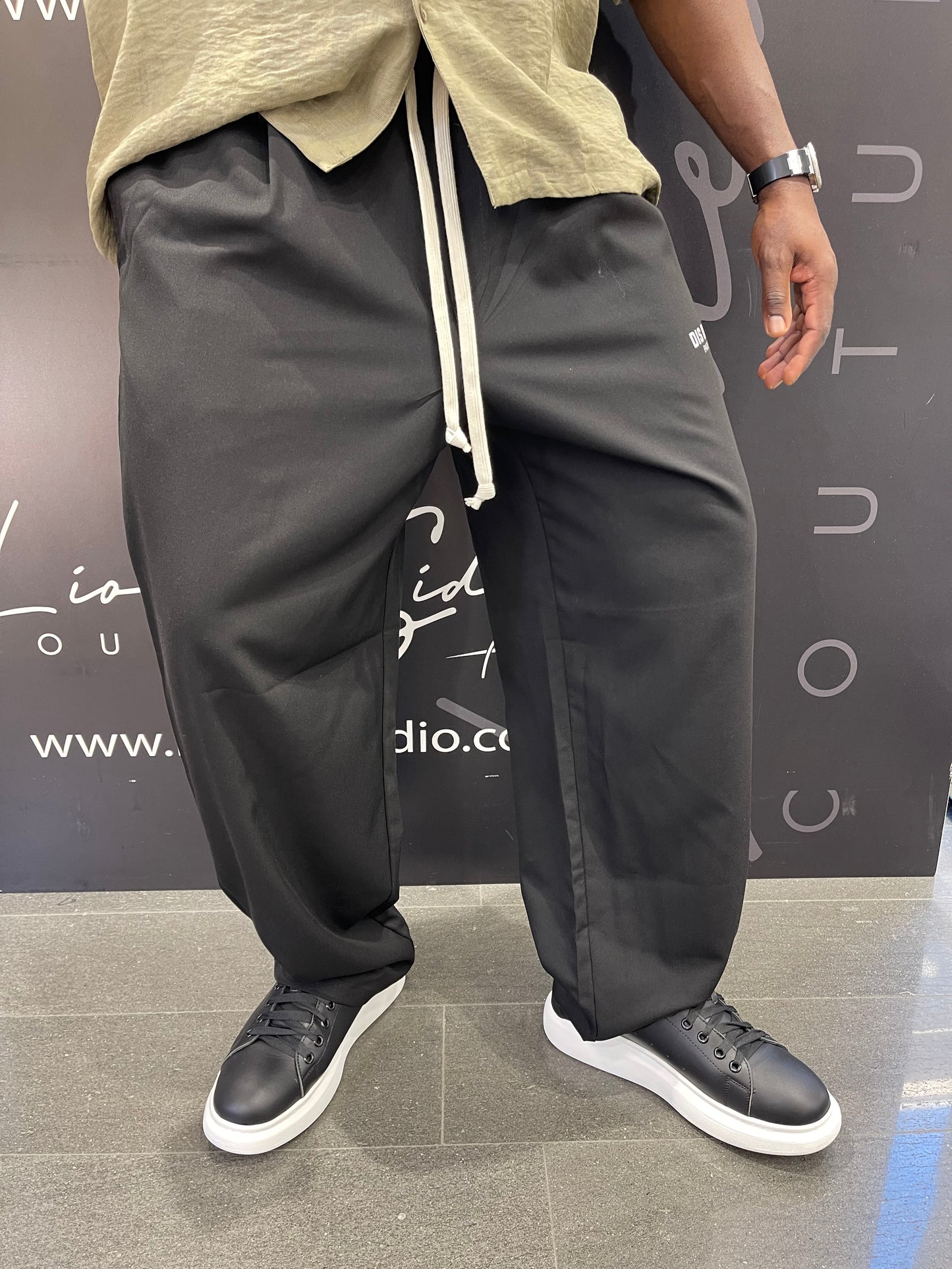 PANTALACCIO BLACK OVERSIZE